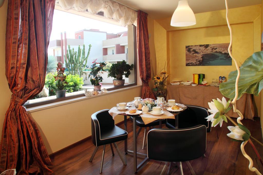 B&B Villa Il Sughero Monopoli Luaran gambar
