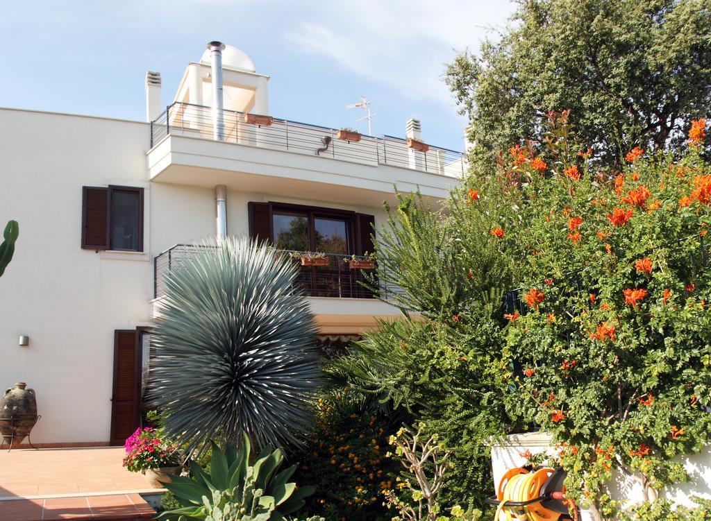 B&B Villa Il Sughero Monopoli Luaran gambar